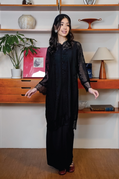 DEMI KURUNG 3.0 IN BLACK