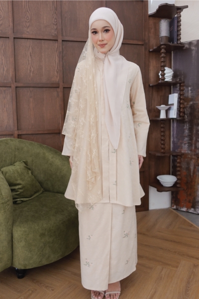 KASEH KEBARUNG IN ICE NUDE (FREE SELENDANG)